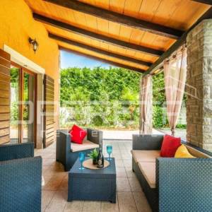 Istra, Svetvinčenat, dugoročni najam vile sa bazenom, 4 spavaće sobe