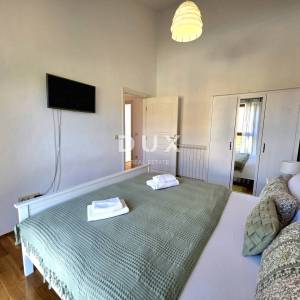 ISTRA, SVETVINČENAT – kamena vila u privatnom resortu s bazenom i pogledom na more