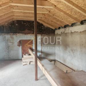 Istra, Žminj - okolica, kamena kuća u nizu 98m2