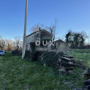 ISTRA,KRŠAN - Istarsko imanje na rubu naselja