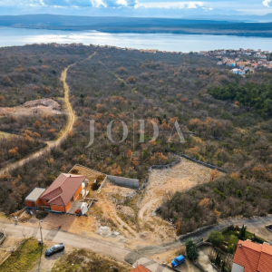 Jadranovo građevinski teren s pogledom na more