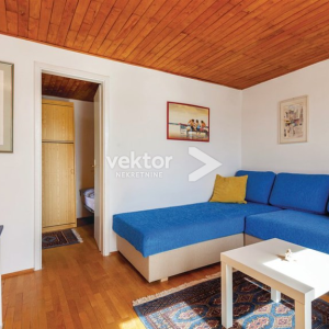 Jadranovo, kuća iznad mora!