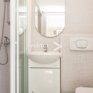 Jadranovo, kuća iznad mora!