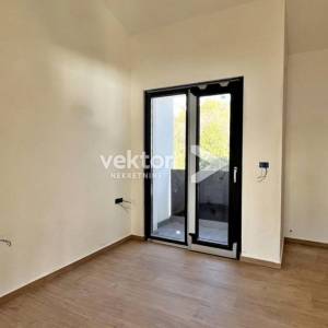 Jadranovo, penthouse, 1. red do mora