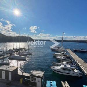 Jadranovo, penthouse, 1. red do mora