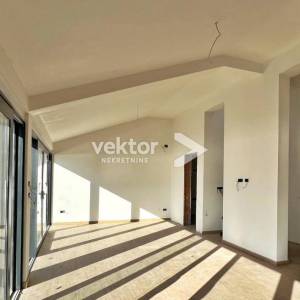 Jadranovo, penthouse, 1. red do mora