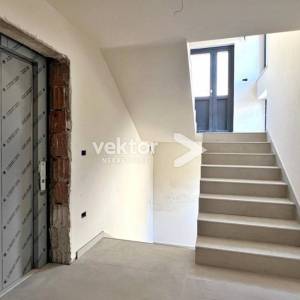 Jadranovo, prvi red do mora! 