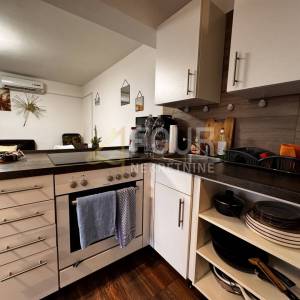 Jadranovo, samostojeća kuća - prizemnica, okućnica, SAMO KOD NAS!