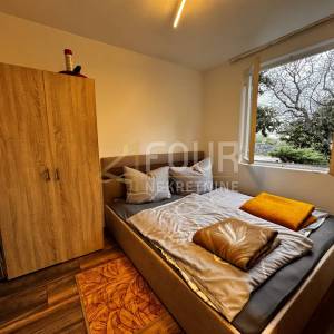 Jadranovo, samostojeća kuća - prizemnica, okućnica, SAMO KOD NAS!