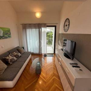 Jadranovo stan s balkonom