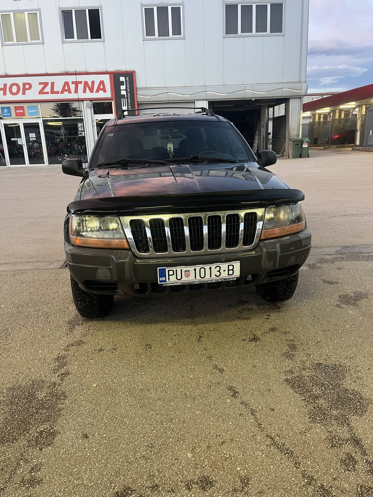 Jeep grand cherokee 4.0 Laredo