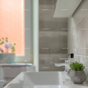 Jedinstvena lokacija. Stan sa 3 zasebne jedinice . Strogi centar Pule. Tržnica.