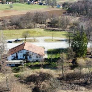 Josipdol, kuća s apartmanima, 400 m2