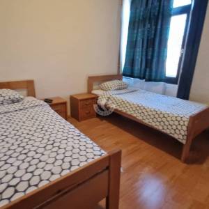 Josipdol, kuća s apartmanima, 400 m2