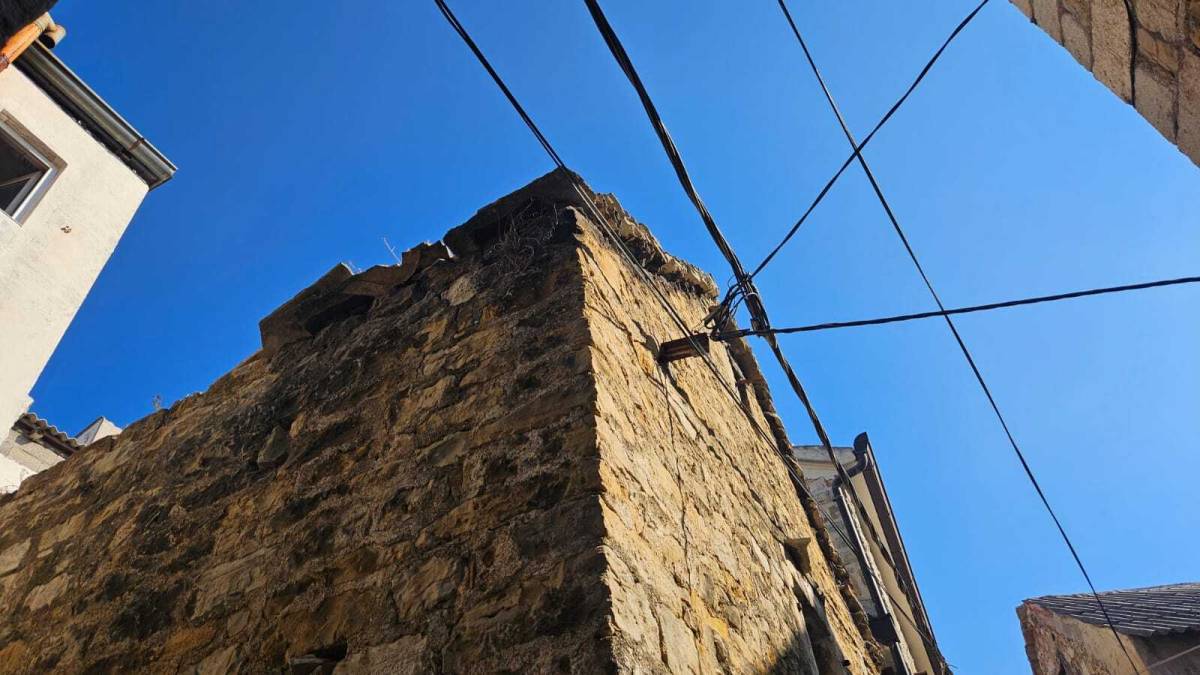 Kamena kuća 23 m2 – centar Kaštel Sućurca, 50 m od mora