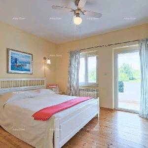 Kamena vila u blizini Pule!