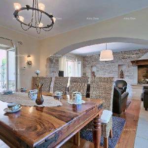 Kamena vila u blizini Pule!