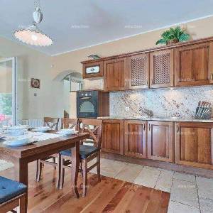 Kamena vila u blizini Pule!