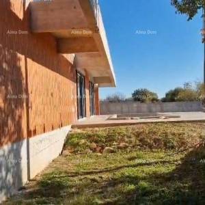 Kanfanar, moderna kuća u Roh-bau fazi