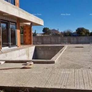 Kanfanar, moderna kuća u Roh-bau fazi