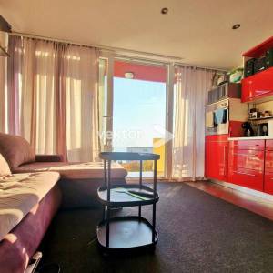 Kantrida, 3-soban s dnevnim boravkom u peterokatnici