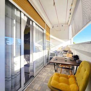 Kantrida, adaptiran 4-soban stan s lođom i pogledom na more