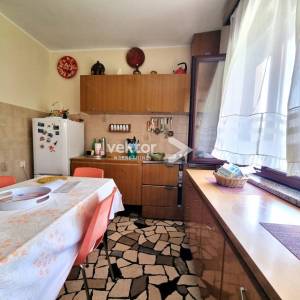 Kantrida, stan s okućnicom i garažom u blizini plaže