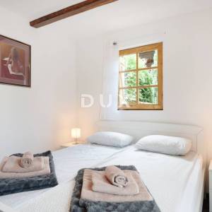 KARLOVAC, BARILOVIĆ - privatni raj uz Koranu, dvije kuće i privatna SPA zona u srcu prirode, 218m2