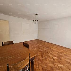 Kaštanjer. Prodaja- stan s dvije spavaće sobe na odličnoj lokaciji, Pula!