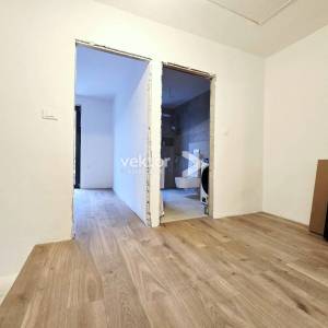 Kastav, Ćikovići, adaptiran 3-soban s dnevnim boravkom i okućnica