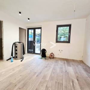 Kastav, Ćikovići, adaptiran 3-soban s dnevnim boravkom i okućnica