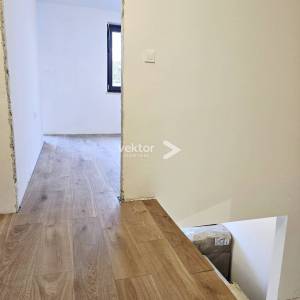 Kastav, Ćikovići, adaptiran 3-soban s dnevnim boravkom i okućnica