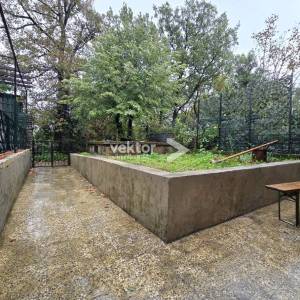 Kastav, Ćikovići, adaptiran 3-soban s dnevnim boravkom i okućnica