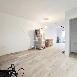 Kastav, Ćikovići, adaptiran 3-soban s dnevnim boravkom i okućnica