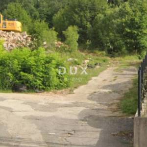 KASTAV - građevinsko zemljište 1070m2 za stambenu zgradu - stanove /poslovno stambenu zgradu/ obiteljsku kuću 