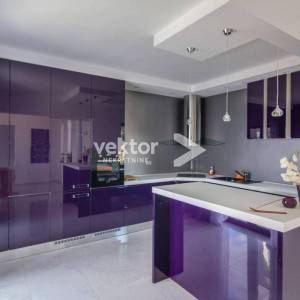 Kastav, moderna kuća s bazenom