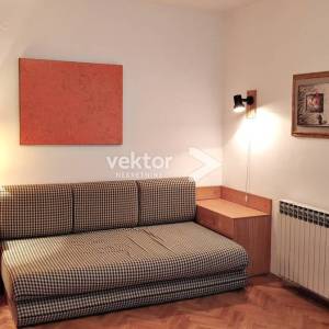 Kastav, obiteljska kuća s velikom okućnicom