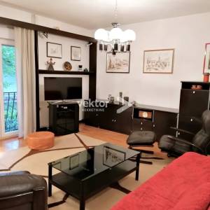 Kastav, obiteljska kuća s velikom okućnicom