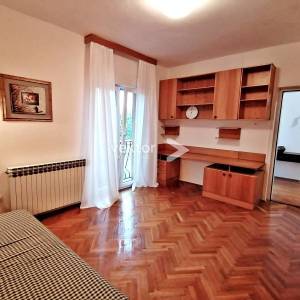 Kastav, obiteljska kuća s velikom okućnicom