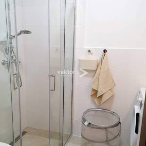 Kastav, obiteljska kuća s velikom okućnicom