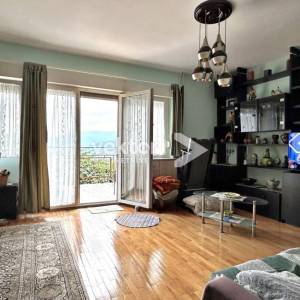 Kastav, obiteljska kuća sa dva stana i pogledom na more