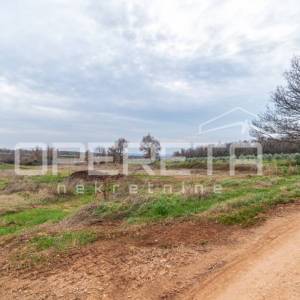 Kaštelir, Kaštelir-Labinci, 5.677,00 m2, 110.000,00 EUR