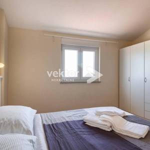 Kaštelir, kuća novije gradnje sa bazenom