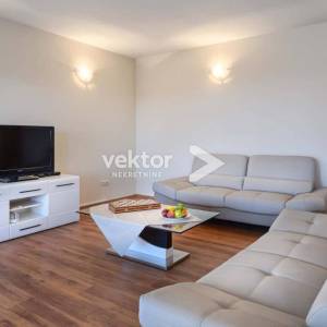 Kaštelir, kuća novije gradnje sa bazenom