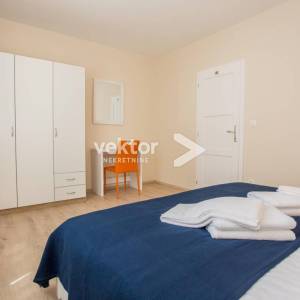 Kaštelir, kuća s bazenom