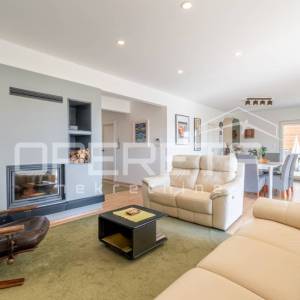 Kaštelir - Moderna prizemnica s bazenom i pametnim sustavom upravljanja