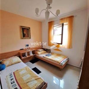 Kornić, 3-soban stan, 500m do plaže