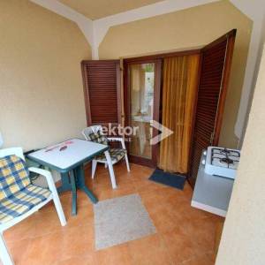 Kornić, 3-soban stan, 500m do plaže