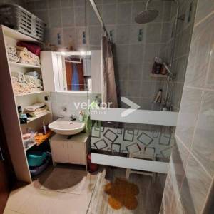 Kornić, 3-soban stan, 500m do plaže