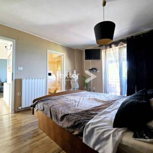 Kostrena, šarmantna kuća s uređenom okućnicom i bazenom, pogled